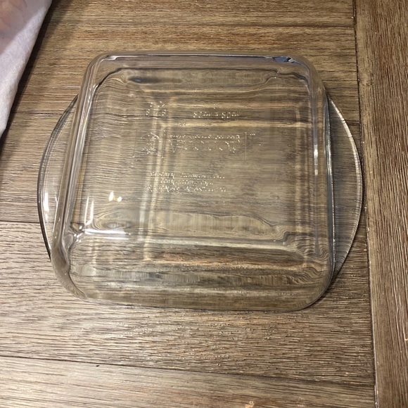 Anchor Hocking Glass Casserole Baking Dish 8" Square 2 Quart Vintage USA. - Picture 1 of 4